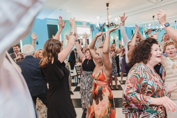 BVTLive Big Ric Rising Philadelphia Wedding Band has the dance floor packed photo by Kaitlin Noel Photography